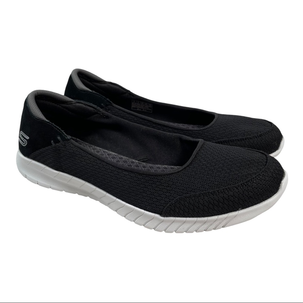 Skechers Memory Foam Black Slip On Shoes. Size  9